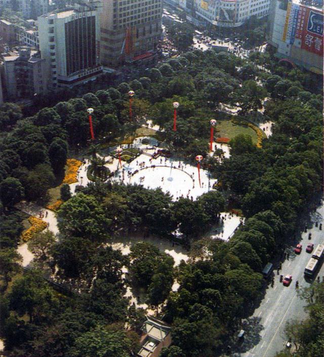 朝阳之美，小城故事里的晨曦韵味 🌅